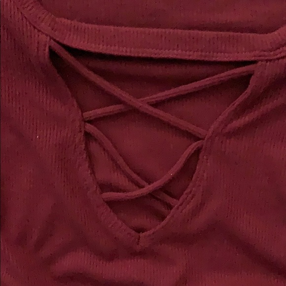 New Burgundy Hollister Long sleeve - Picture 3 of 4